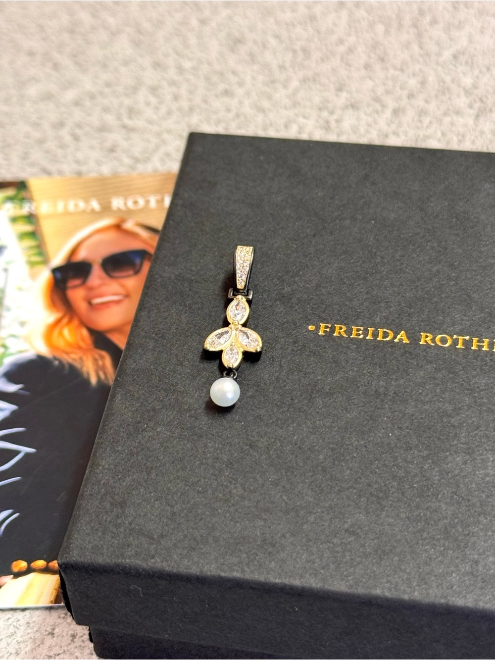 Freida Rothman Petal of Light Pearl Charm - Picture 2 of 11